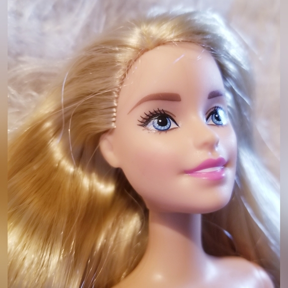 2015 Spin 'N Ride Pups Barbie Doll Mattel Blue Jeans Articulated Legs - Picture 4 of 12